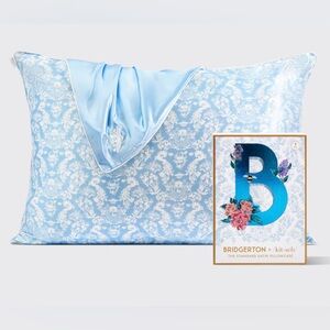 Kitsch standard Bridgerton pillowcase